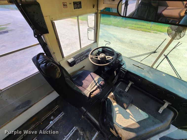 image for item L1279 1998 Blue Bird TC1000  school bus