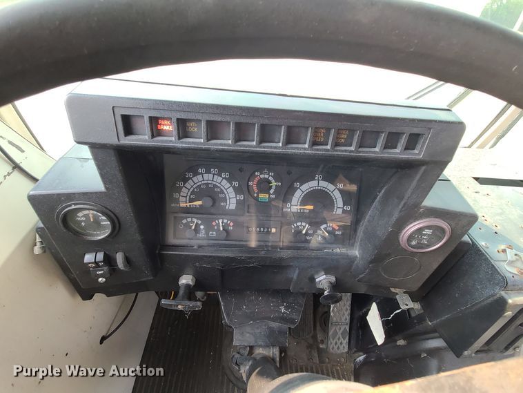 image for item L1279 1998 Blue Bird TC1000  school bus