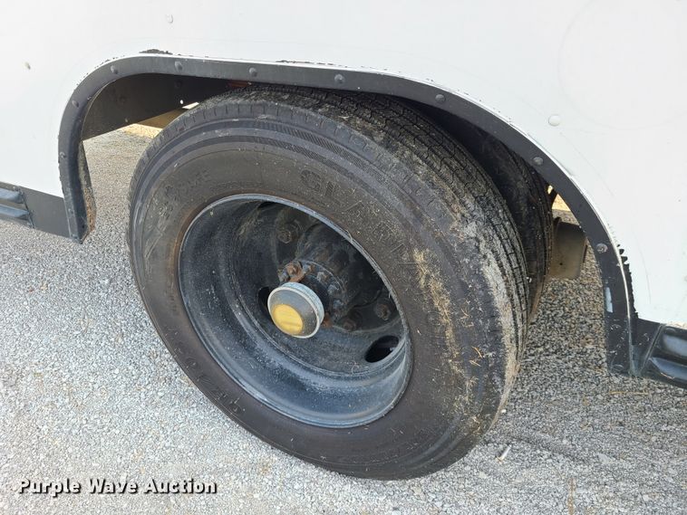 image for item L1279 1998 Blue Bird TC1000  school bus