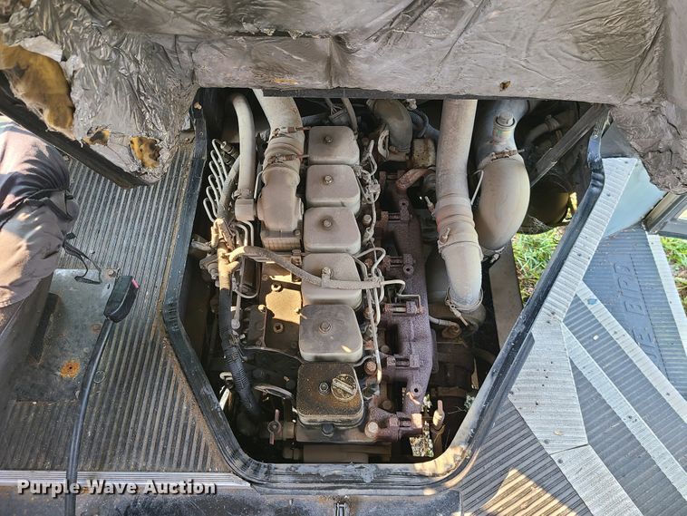 image for item L1279 1998 Blue Bird TC1000  school bus