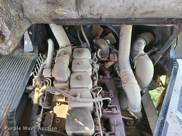 image for item L1279 1998 Blue Bird TC1000  school bus