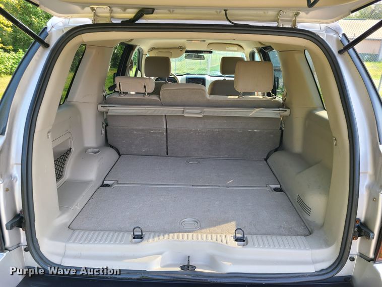 image for item L1280 2006 Ford Explorer  SUV