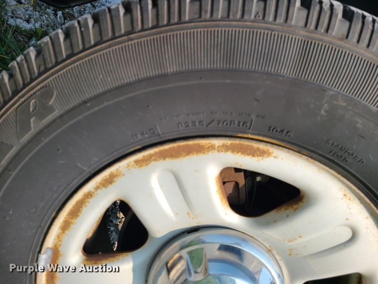 image for item L1280 2006 Ford Explorer  SUV