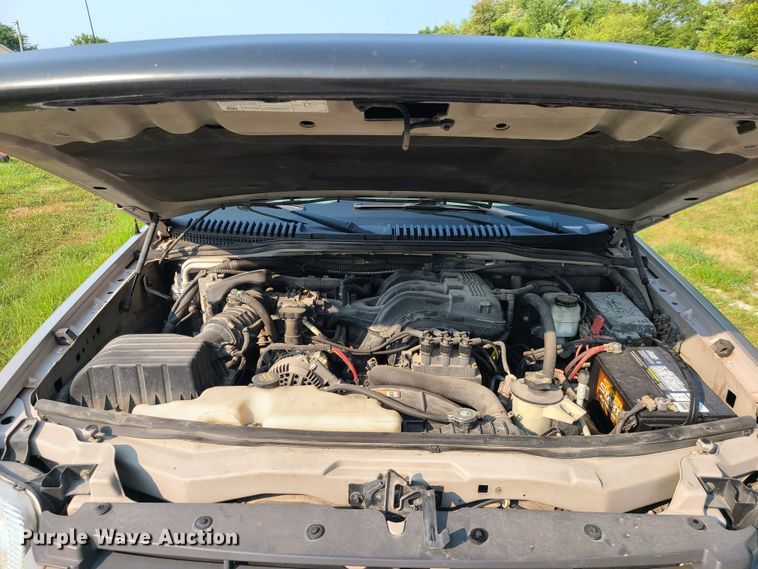 image for item L1280 2006 Ford Explorer  SUV