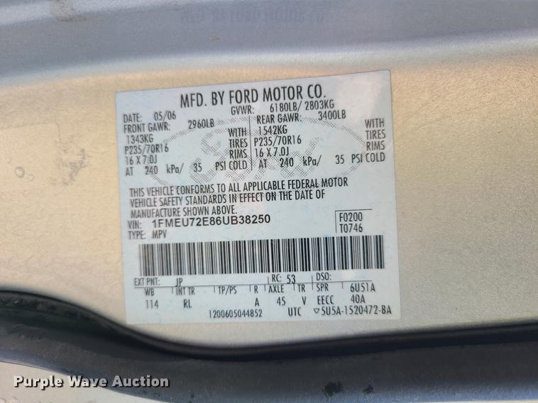 image for item L1280 2006 Ford Explorer  SUV