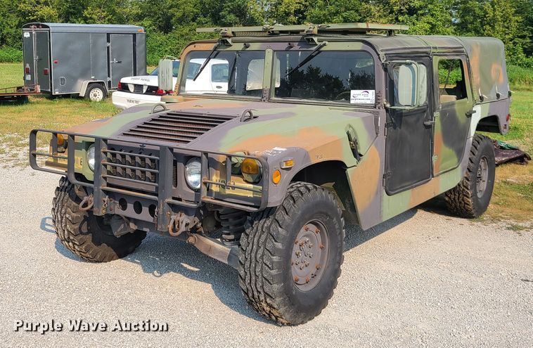 image for item L1282 Am General HMMWV M998 SUV