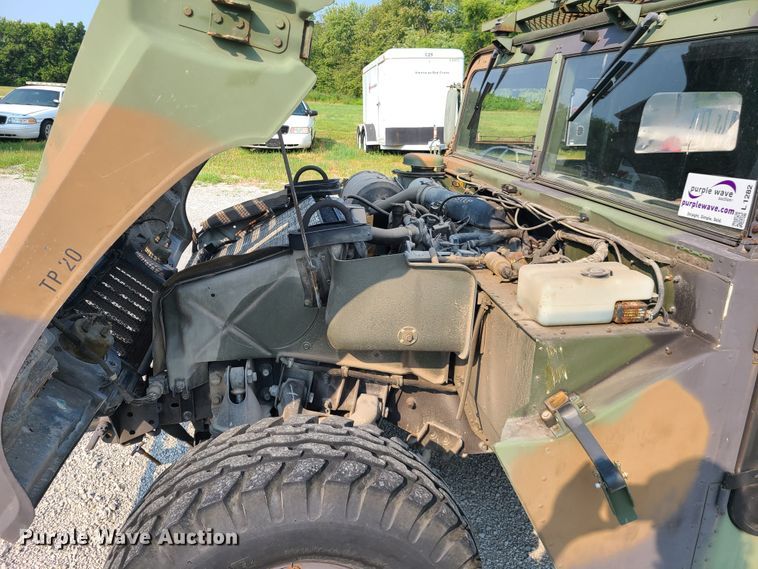 image for item L1282 Am General HMMWV M998 SUV