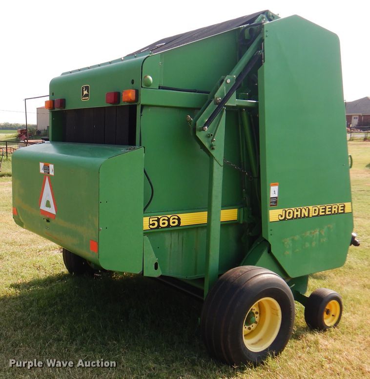 image for item DI5278 1998 John Deere 566  round baler