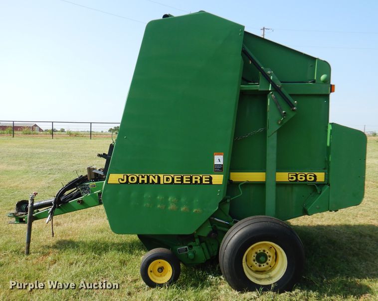 image for item DI5278 1998 John Deere 566  round baler