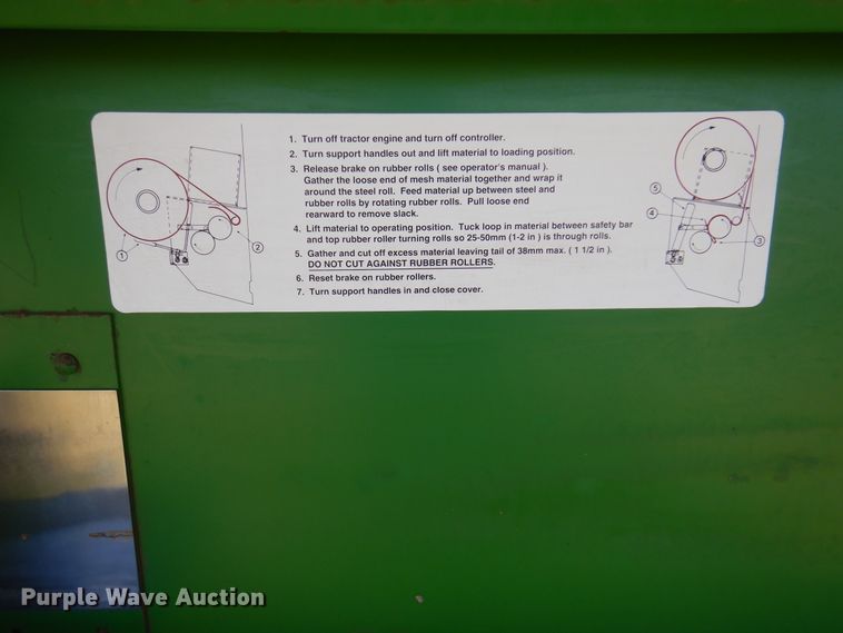 image for item DI5278 1998 John Deere 566  round baler