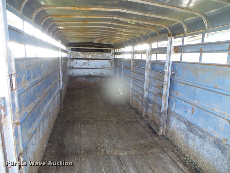 image for item DI5680 1998 Travalong  livestock trailer