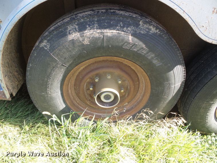 image for item DI5680 1998 Travalong  livestock trailer