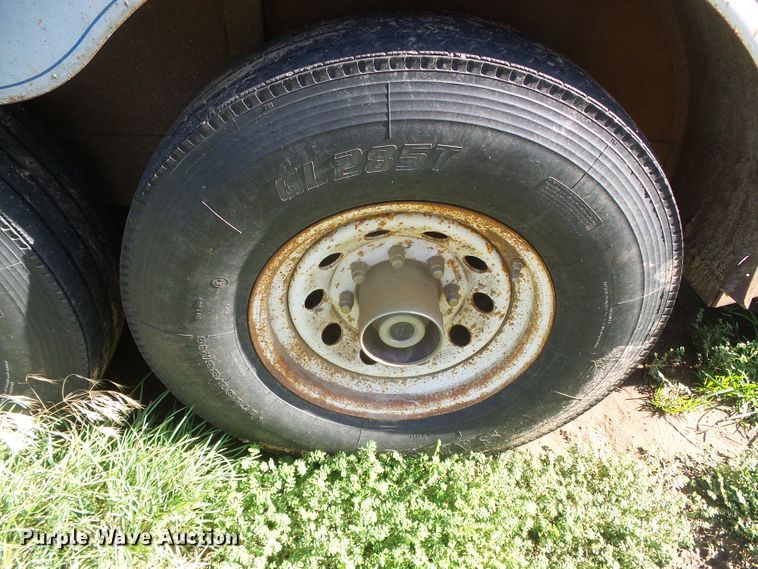 image for item DI5680 1998 Travalong  livestock trailer