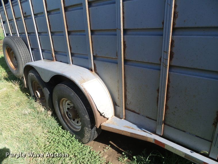 image for item DI5680 1998 Travalong  livestock trailer