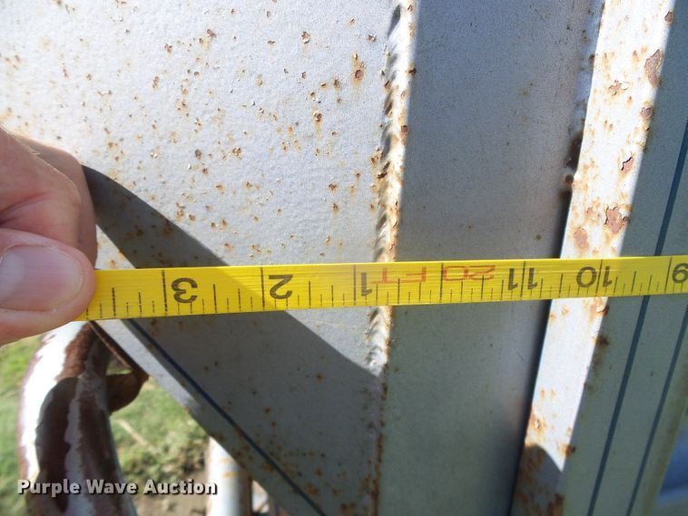 image for item DI5680 1998 Travalong  livestock trailer