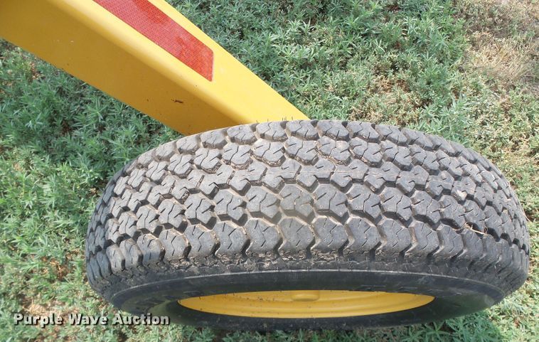 image for item DI5684 Vermeer VR1224  hay rake