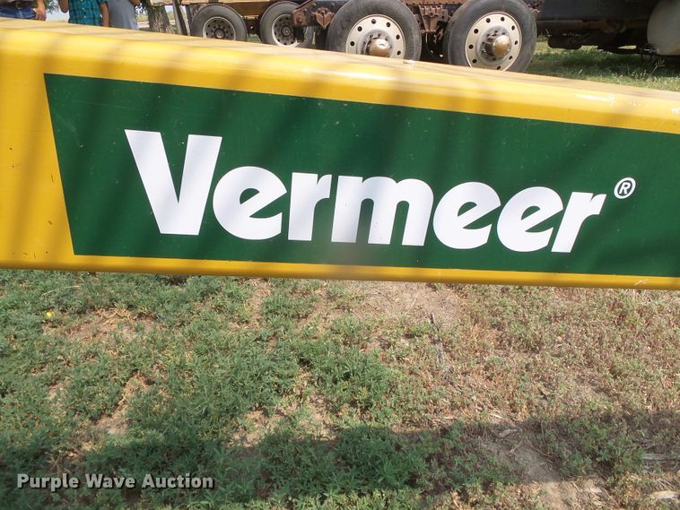 image for item DI5684 Vermeer VR1224  hay rake