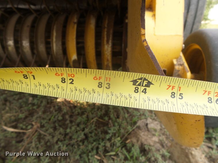 image for item DI5685 Vermeer 605M  round baler