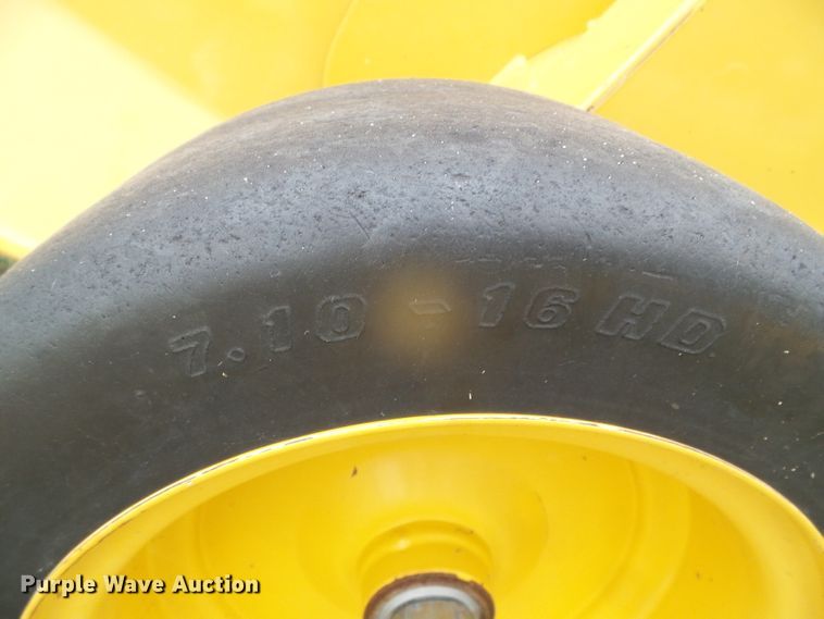 image for item DI5685 Vermeer 605M  round baler