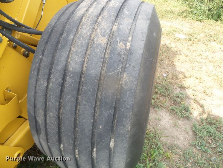 image for item DI5685 Vermeer 605M  round baler