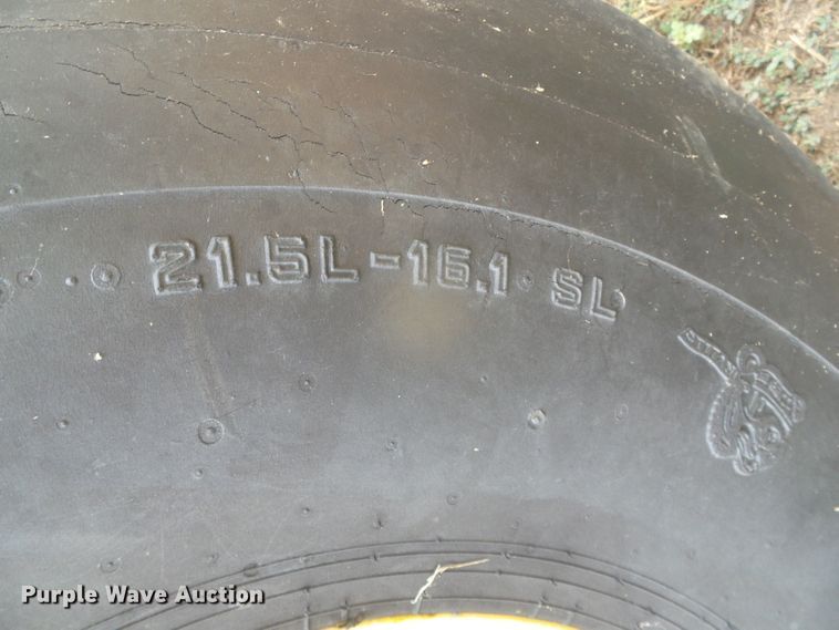 image for item DI5685 Vermeer 605M  round baler