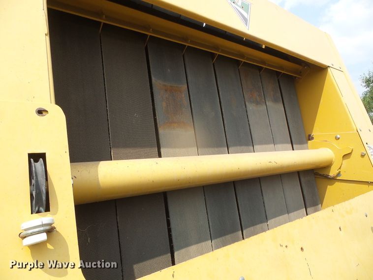 image for item DI5685 Vermeer 605M  round baler