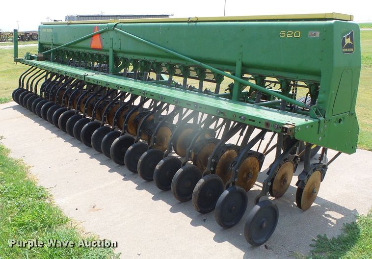 image for item DI5687 John Deere 520  grain drill