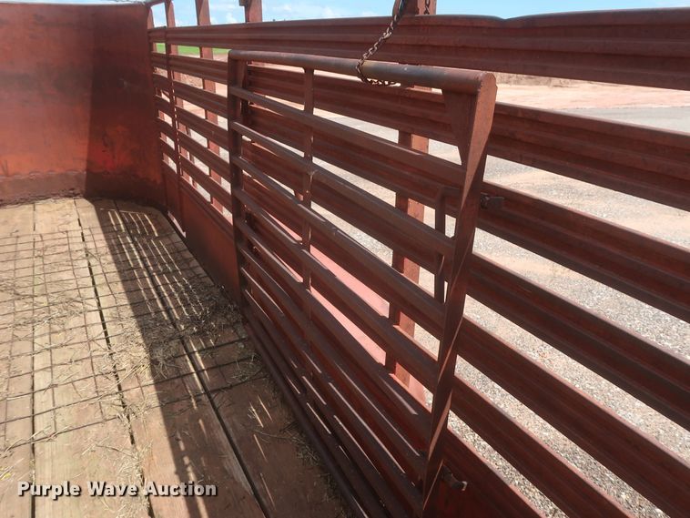 image for item DJ1934 W-W  livestock trailer