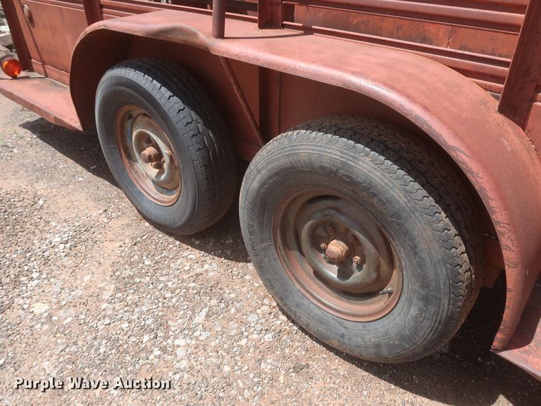 image for item DJ1934 W-W  livestock trailer