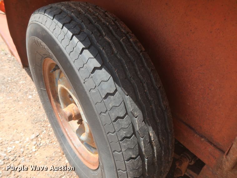 image for item DJ1934 W-W  livestock trailer