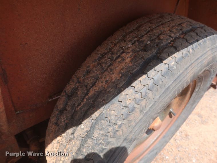 image for item DJ1934 W-W  livestock trailer