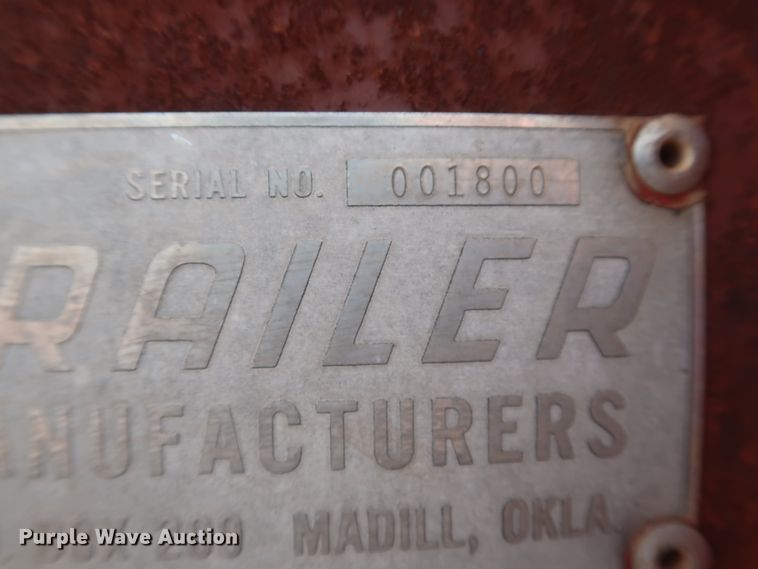 image for item DJ1934 W-W  livestock trailer