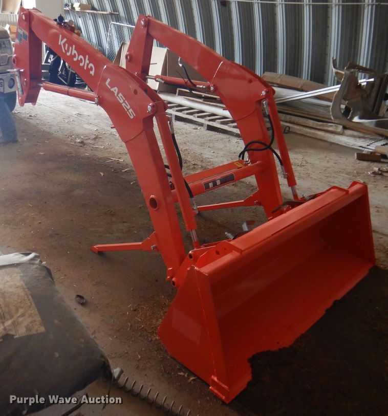 image for item DK8127 Kubota LA525  loader