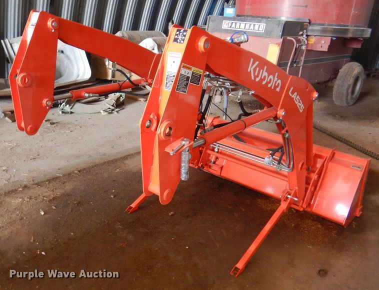 image for item DK8127 Kubota LA525  loader