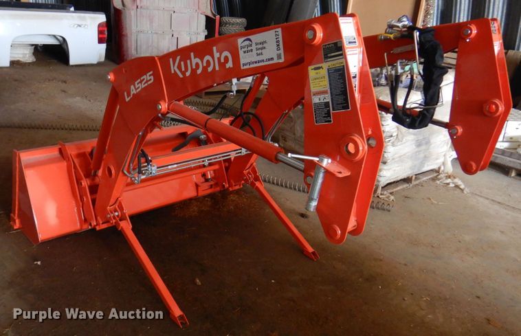 image for item DK8127 Kubota LA525  loader