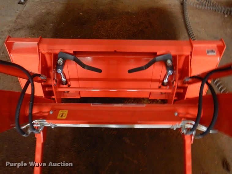 image for item DK8127 Kubota LA525  loader