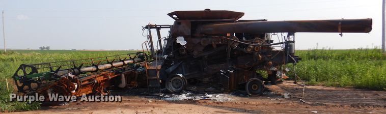 image for item DK8132 2009 John Deere 9770  combine