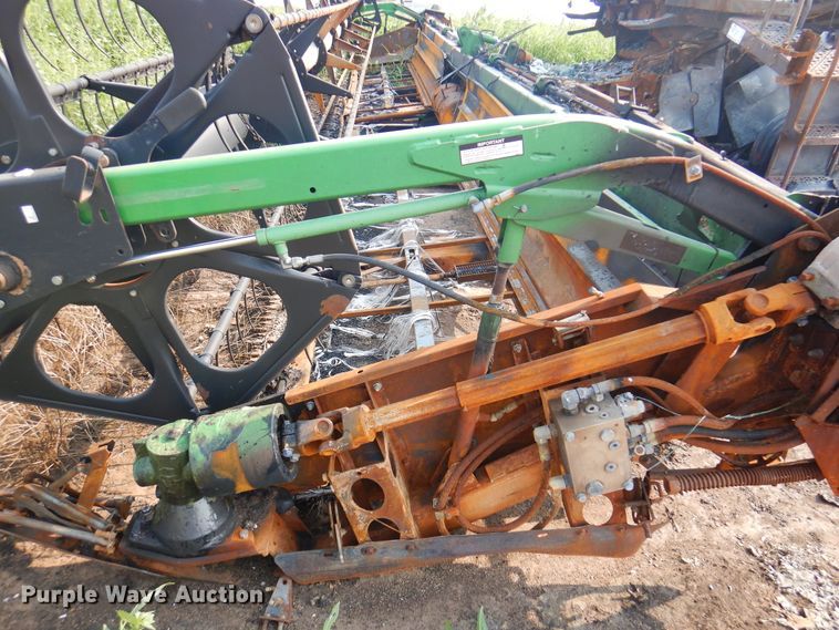 image for item DK8132 2009 John Deere 9770  combine