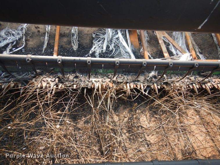 image for item DK8132 2009 John Deere 9770  combine