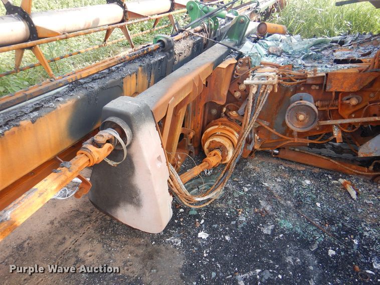 image for item DK8132 2009 John Deere 9770  combine