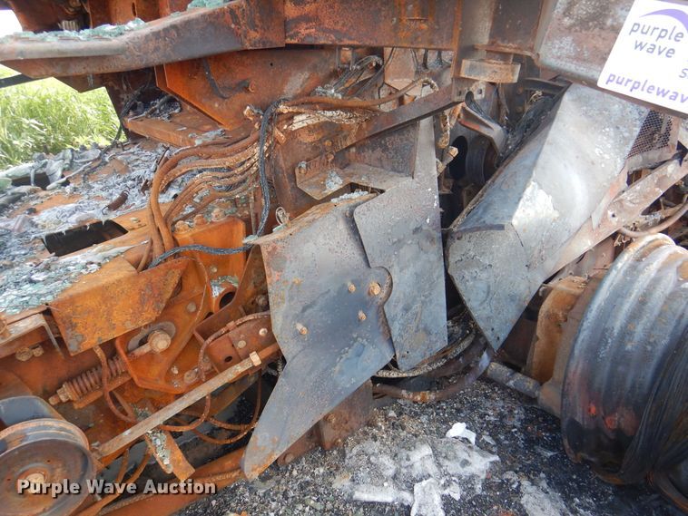 image for item DK8132 2009 John Deere 9770  combine