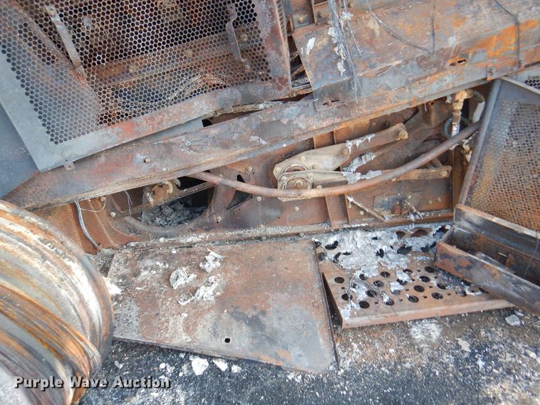 image for item DK8132 2009 John Deere 9770  combine