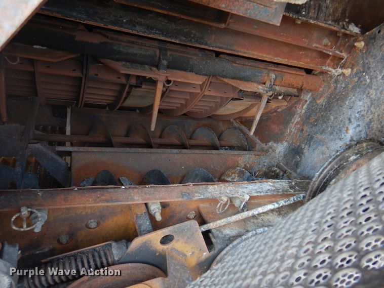 image for item DK8132 2009 John Deere 9770  combine