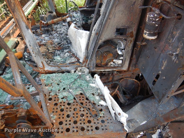 image for item DK8132 2009 John Deere 9770  combine