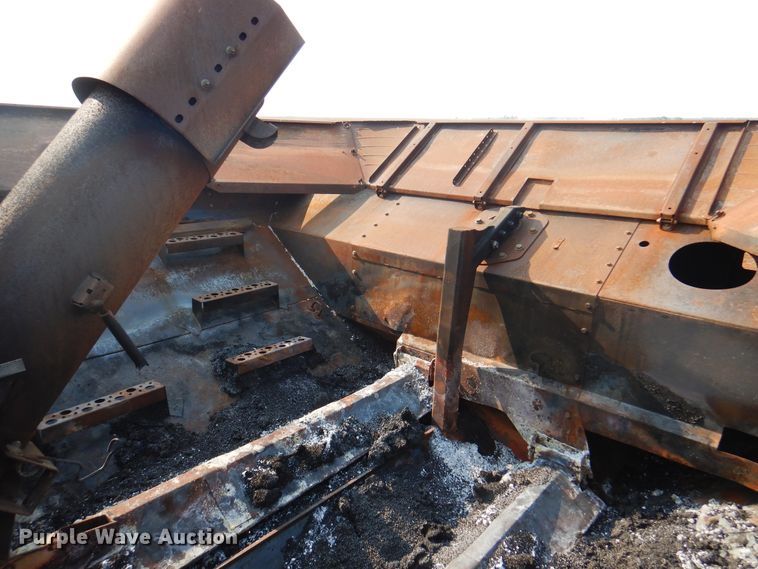 image for item DK8132 2009 John Deere 9770  combine