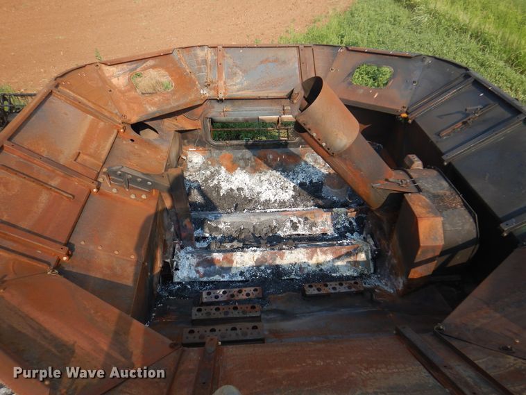 image for item DK8132 2009 John Deere 9770  combine