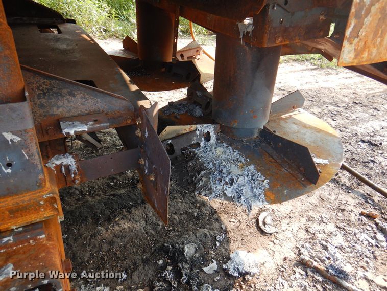 image for item DK8132 2009 John Deere 9770  combine