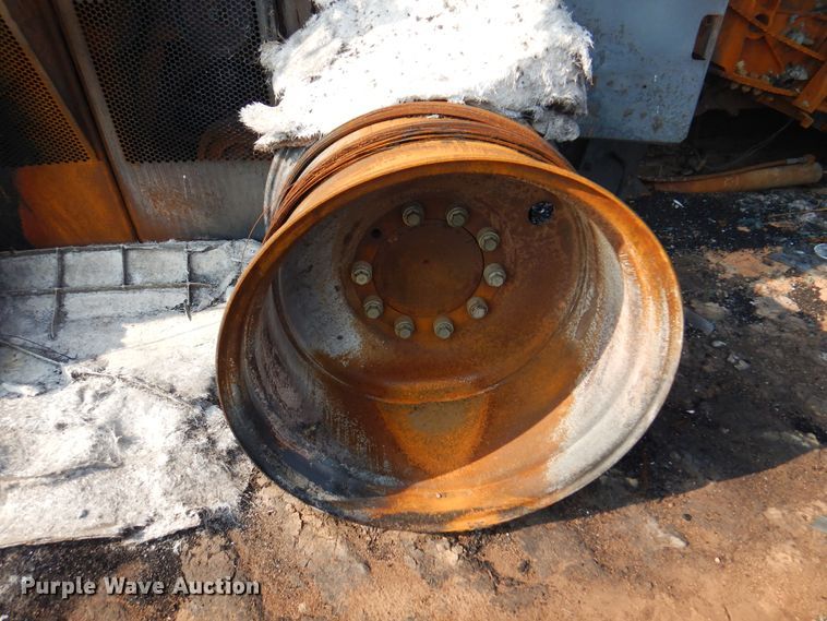 image for item DK8132 2009 John Deere 9770  combine