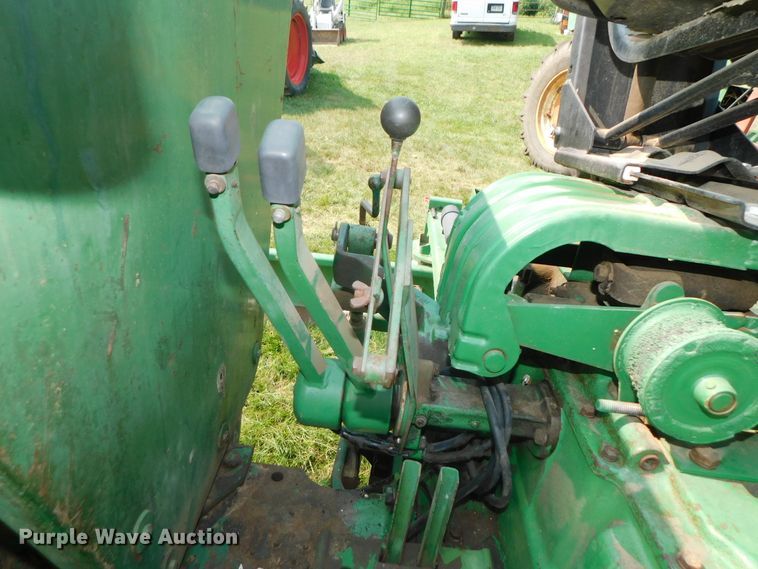 image for item DK8634 1963 Oliver 1800  tractor