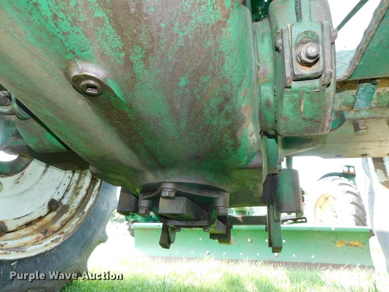 image for item DK8634 1963 Oliver 1800  tractor